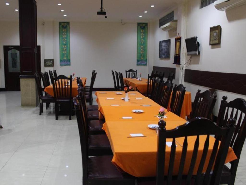 Hotel Dynasty Таракан Экстерьер фото